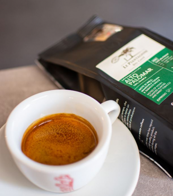 Organická káva a fairtrade | CrossCafe.cz